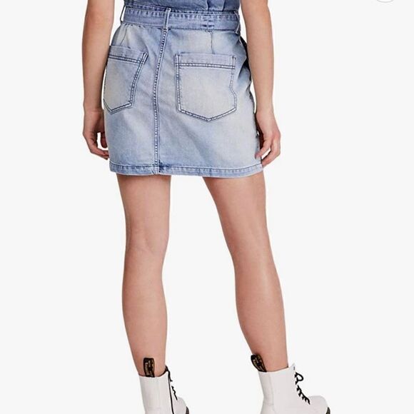 Free People Splendor in The Grass Denim Paperbag Waist Mini Skirt size 6 - Picture 2 of 11